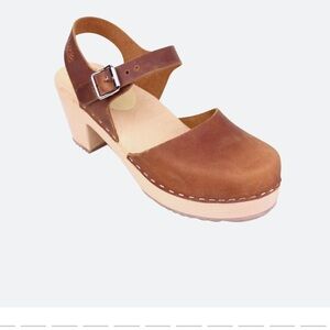 Lotta from Stockholm high wood brown clogs in oiled nubuk